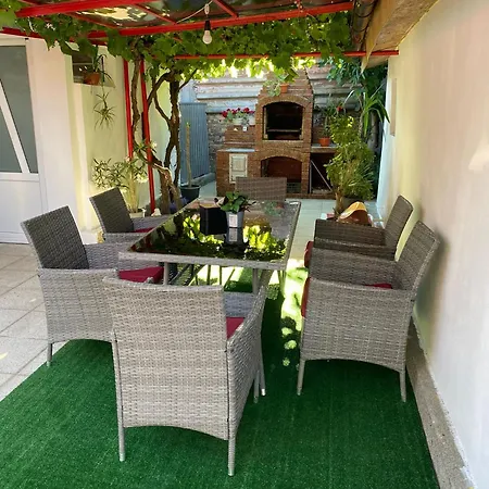 Casa Irina ゲストハウス 3*
